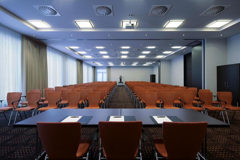 Hotel Intercityhotel Berlin Airport Area North 4*