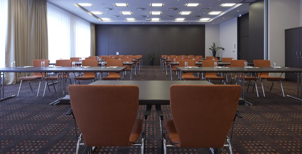 Hotel Intercityhotel Berlin Airport Area North 4*