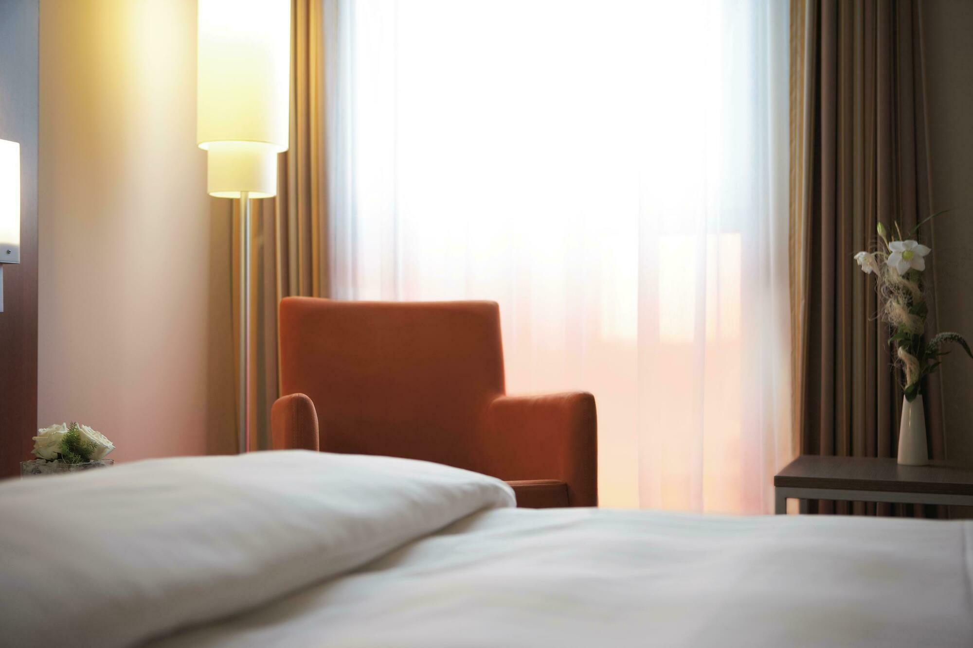 Hotel Intercityhotel Berlin Airport Area North 4*